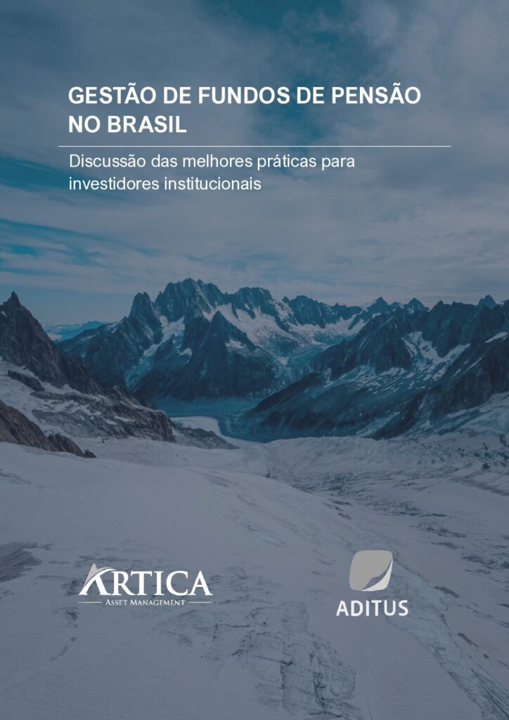 Montanhas de gelo e céu azul