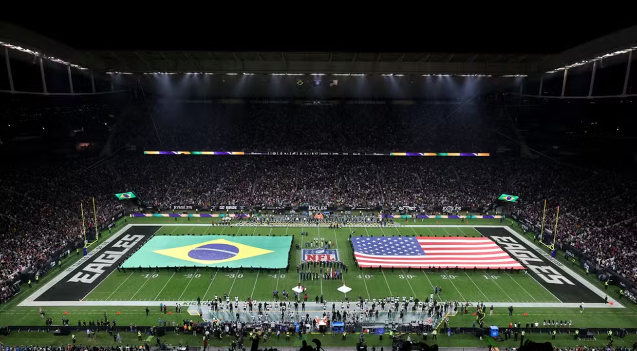 Touchdown financeiro: A escala de valuation e investimentos na NFL